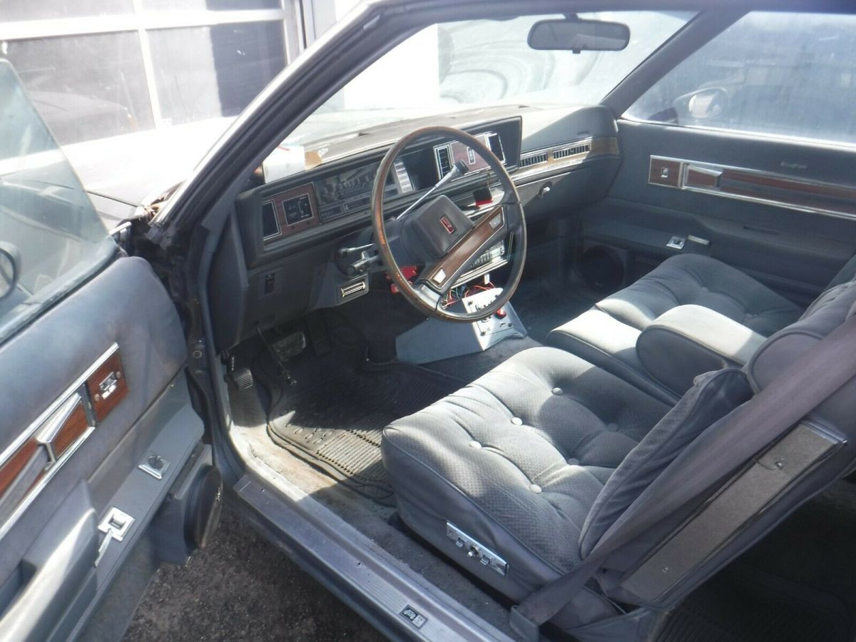 1987 Oldsmobile Cutlass SUPREME BROUGHAM