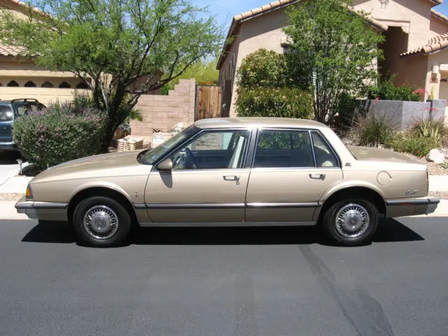 1987 Oldsmobile Delta 88 Royal Brougham 4 Door Royale Brougham Sedan 4-Door