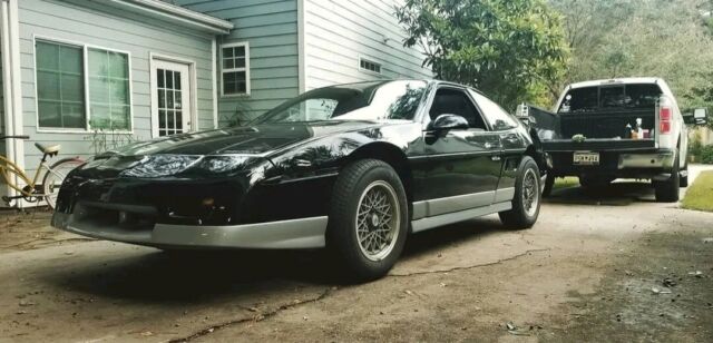 1987 Pontiac Fiero GT