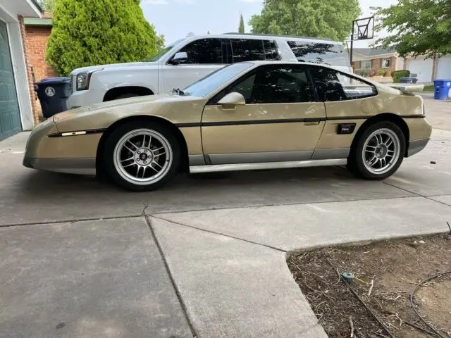 1987 Pontiac Fiero GT