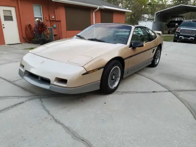 1987 Pontiac Fiero GT