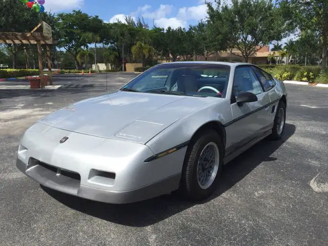 1987 Pontiac Fiero GT V6