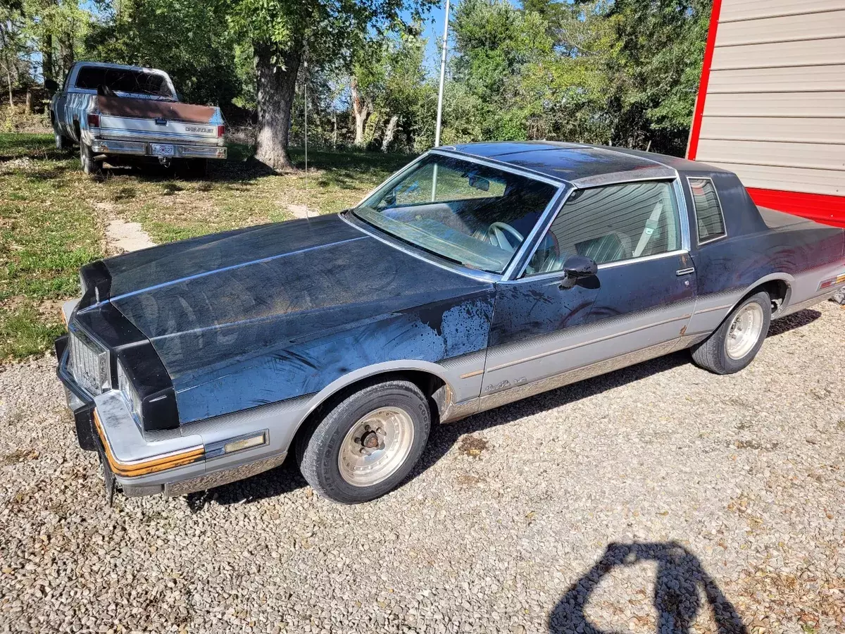 1987 Pontiac Grand Prix LE