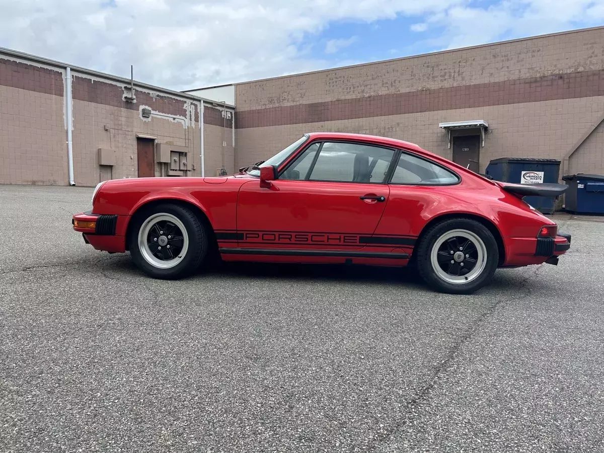 1987 Porsche 911 CARRERA