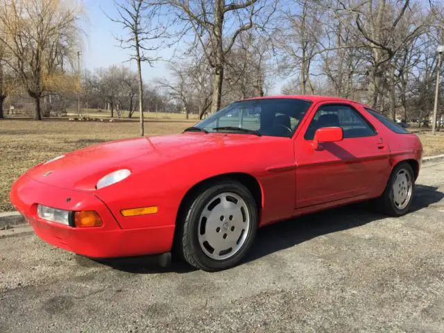 1987 Porsche 928 S4