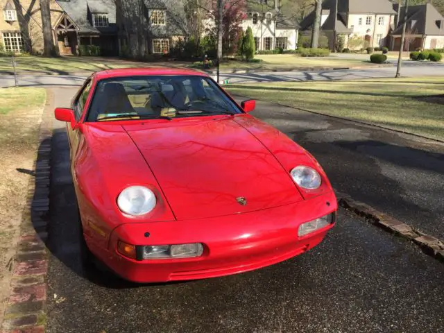 1987 Porsche 928 S4