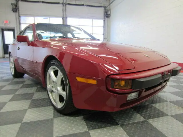 1987 Porsche 944