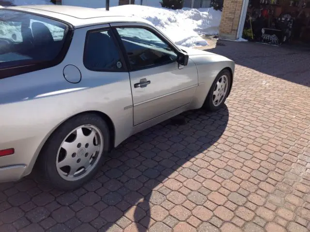 1987 Porsche 944 turbo