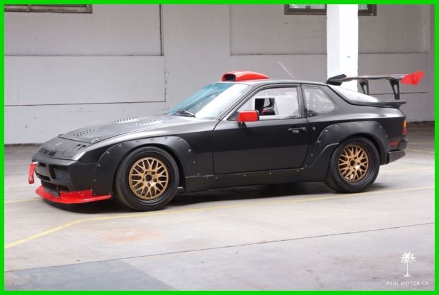 1987 Porsche 944 Turbo (Race Car)