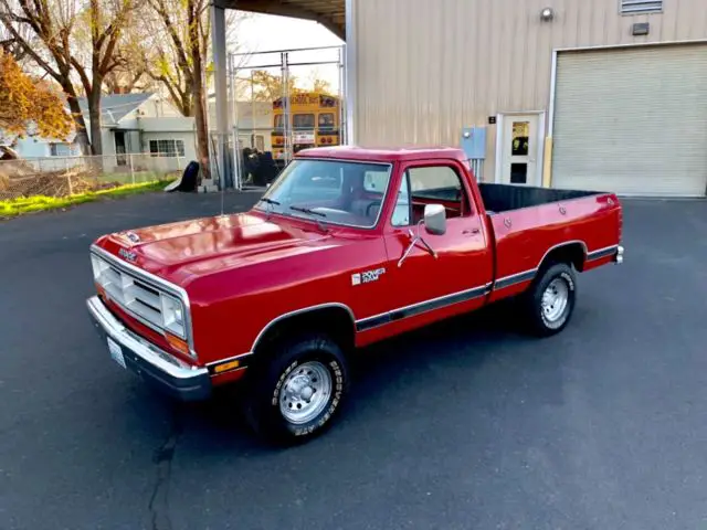 1987 Dodge Power ram 4x4 Power ram