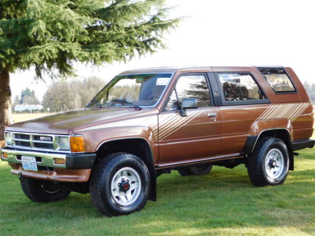 1987 Toyota 4Runner SR5 Sport Utility 2-Door