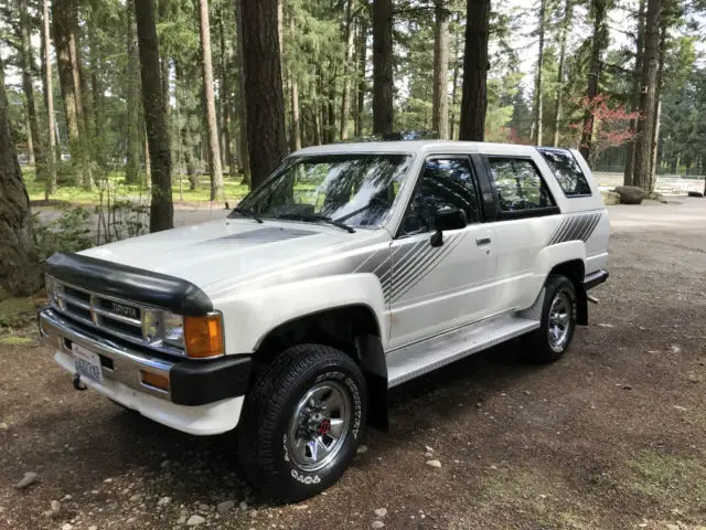 1987 Toyota 4Runner SR5 Sport Utility 2-Door