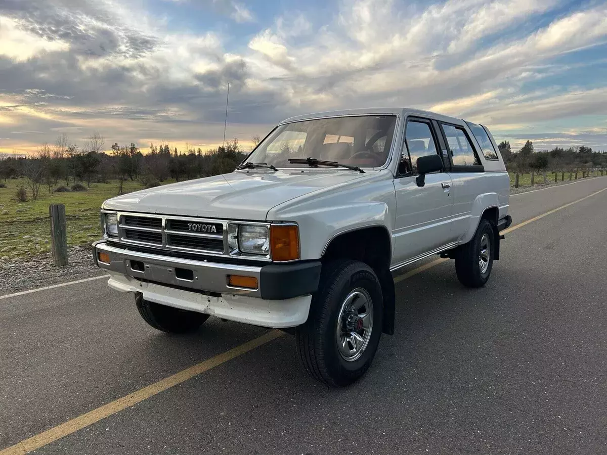 1987 Toyota 4Runner SR5 22-re 5-Speed Manual 4wd. Very original. RN60 body