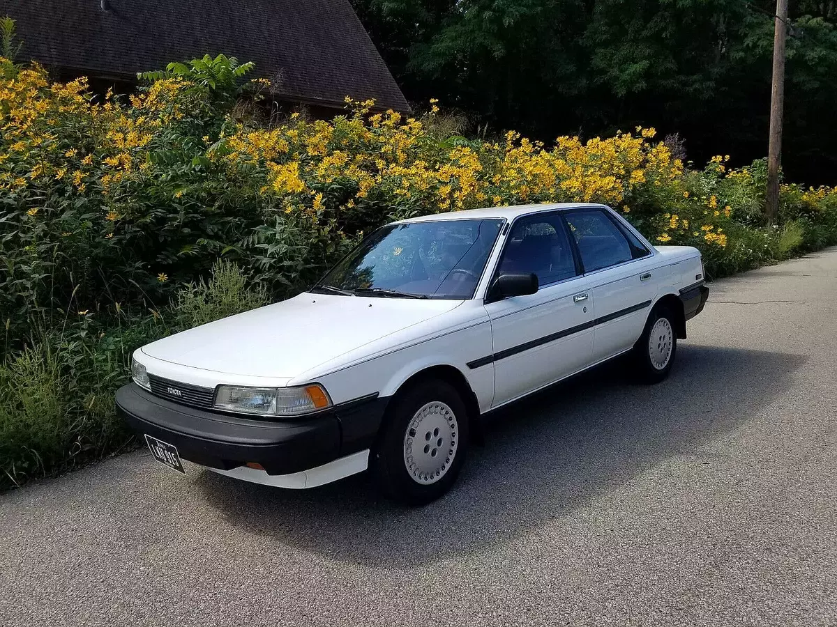 1987 Toyota Camry