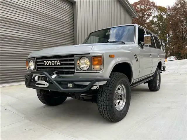 1987 Toyota Land Cruiser --