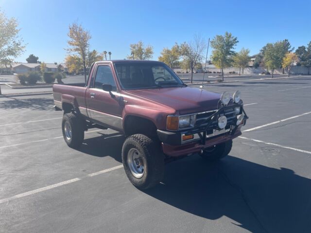 1987 Toyota Pickup Back to the future Truck