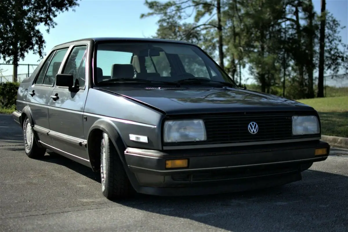 1987 Volkswagen Jetta DELUXE