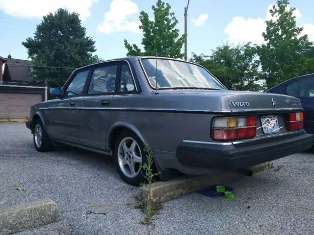 1987 Volvo 240