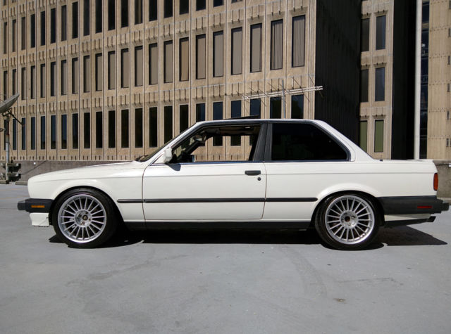 1988 BMW 3-Series is