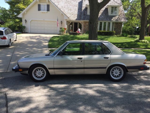 1988 BMW 5-Series