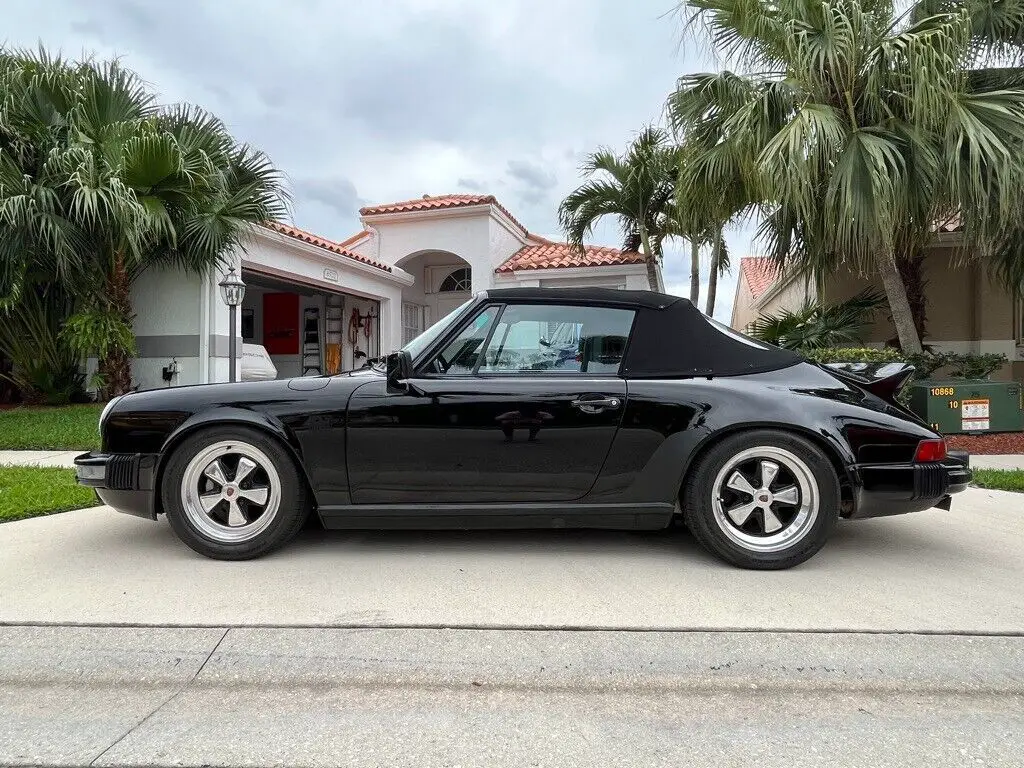 1988 Porsche 911 CARRERA