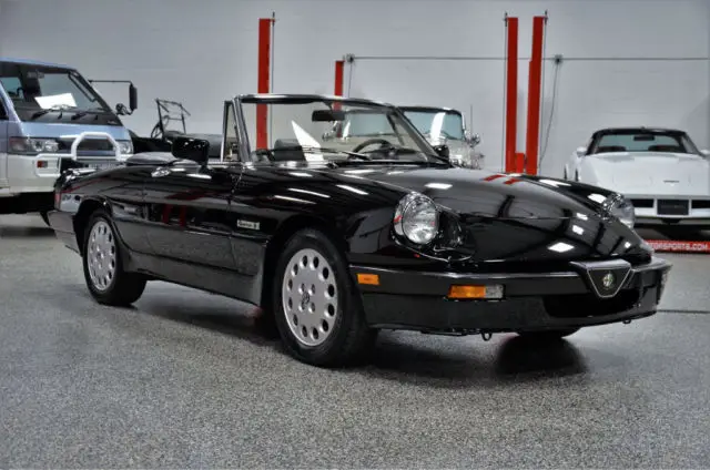 1988 Alfa Romeo Spider Quadrifoglio