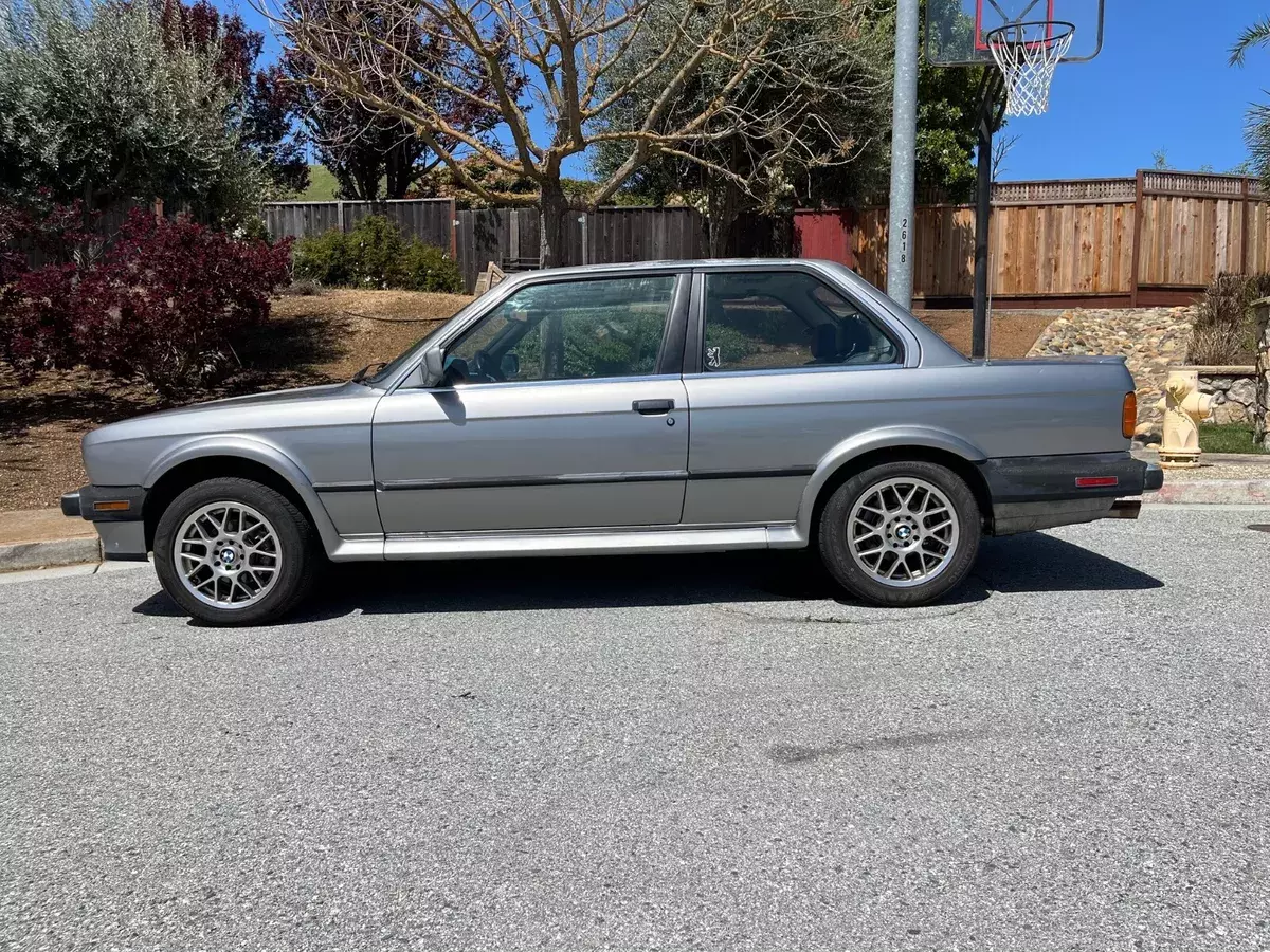 1988 BMW 3-Series