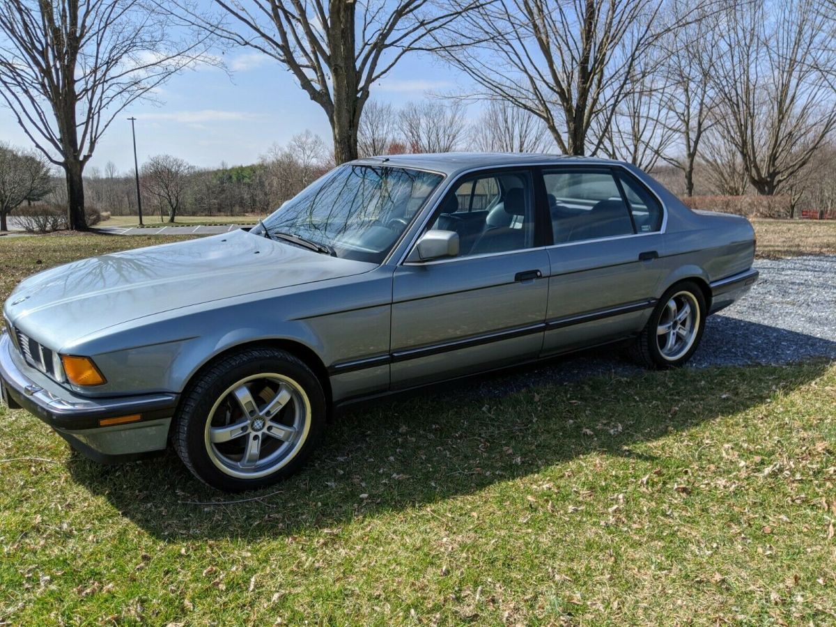 1988 BMW 7-Series iL
