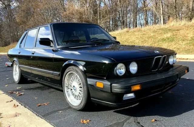 1988 BMW M5