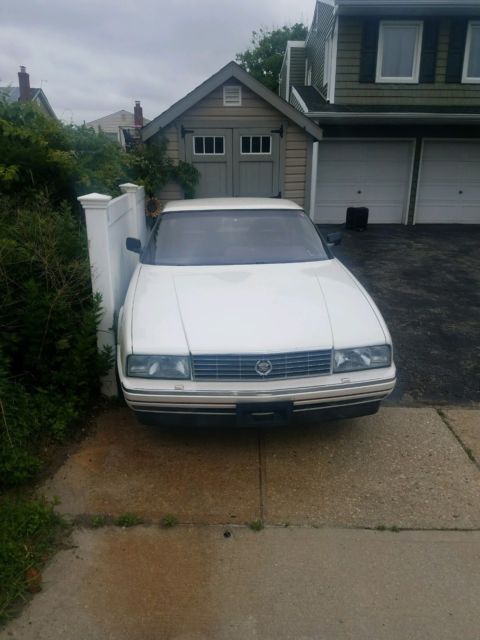 1988 Cadillac Allante hard and soft top