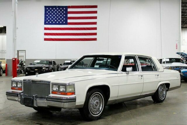 1988 Cadillac Brougham --