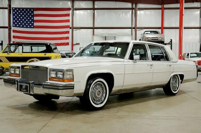 1988 Cadillac Brougham --