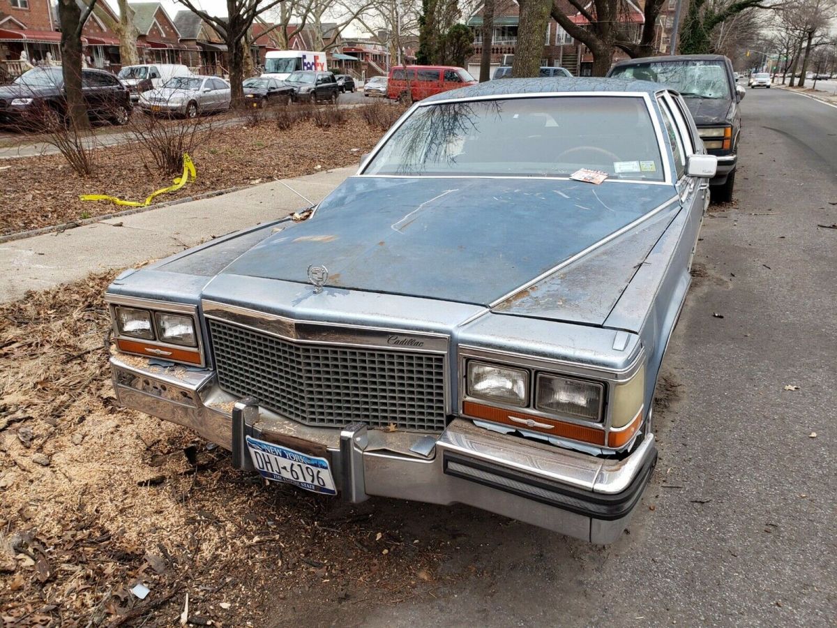 1988 Cadillac Brougham great