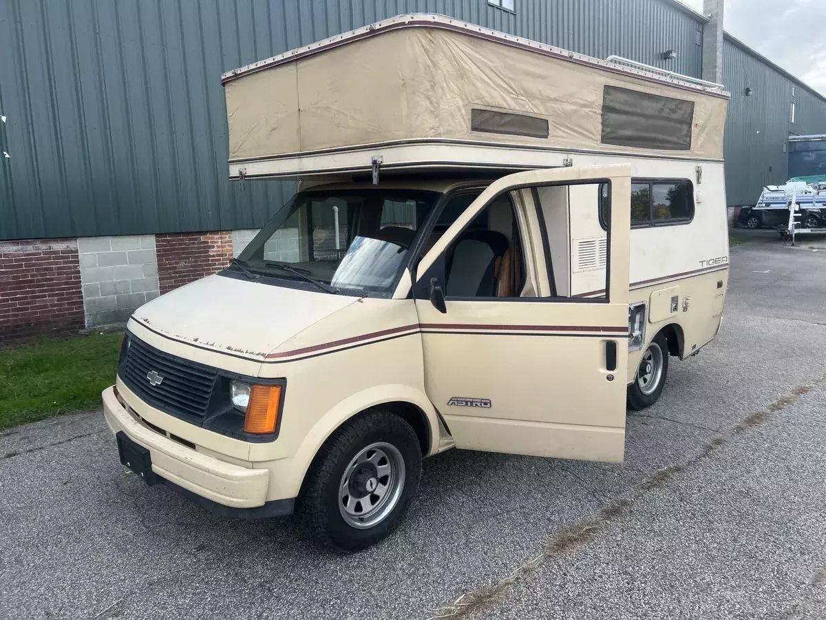 1988 Chevrolet Astro Tiger GT ProVan RV PopTop