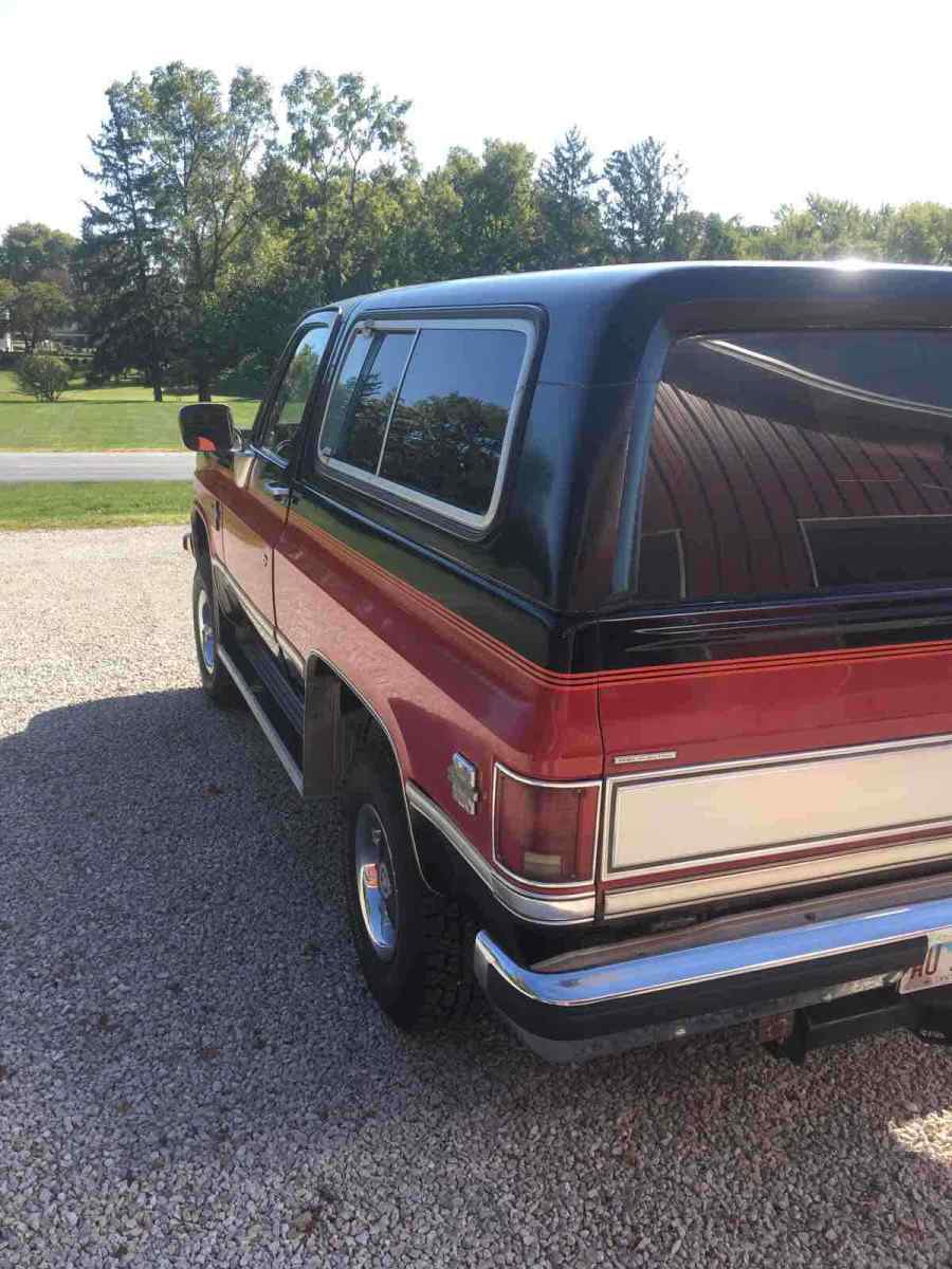 1988 Chevrolet Blazer V10