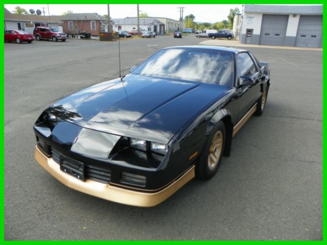 1988 Chevrolet Camaro 2.8 V6 5 SPEED