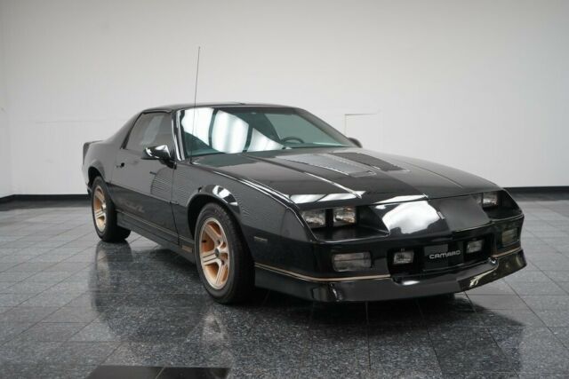 1988 Chevrolet Camaro IROC-Z 43K Fresh Service and Gaskets, Rare 5.7L V8