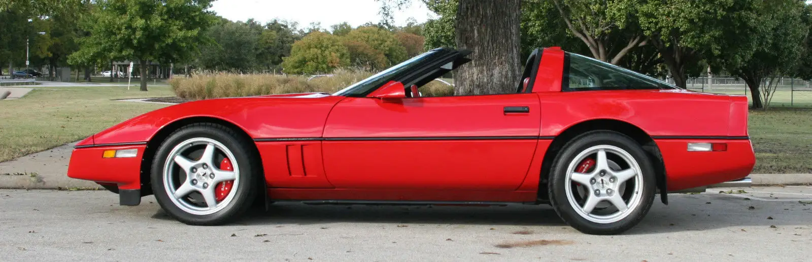 1988 Chevrolet Corvette Z52/4+3 Manual Transmission