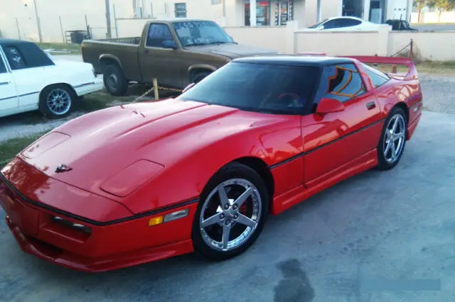 1988 Chevrolet Corvette Base Hatchback 2-Door