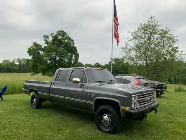 1988 Chevrolet C/K Pickup 3500 Scottsdale