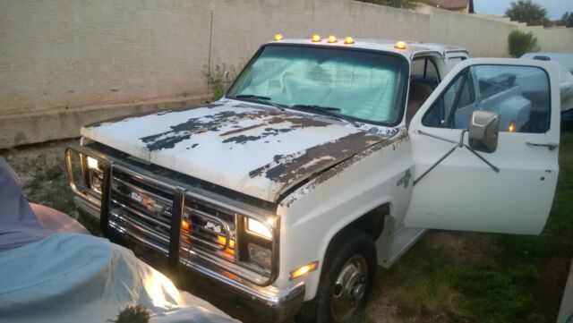 1988 Chevrolet C/K Pickup 3500 Silverado