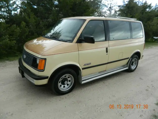 1988 Chevrolet Astro