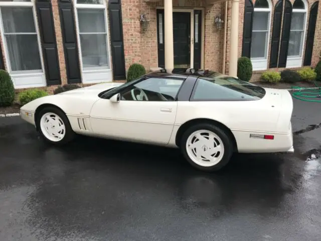 1988 Chevrolet Corvette 35th Anniversary