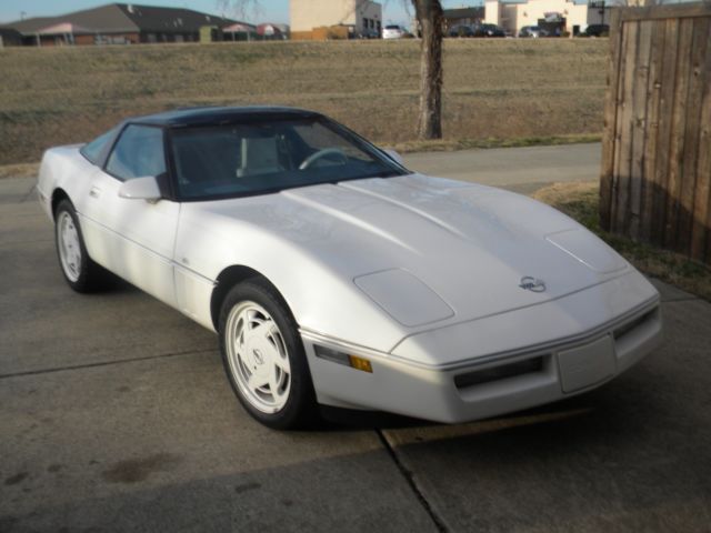 1988 Chevrolet Corvette 35TH ANNIVERSITY