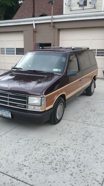 1988 Dodge Caravan