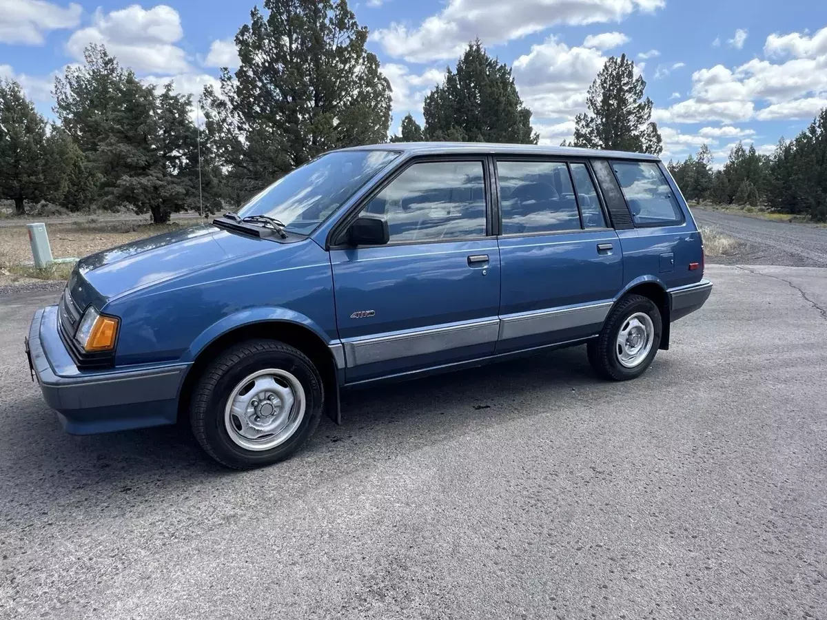 1988 Dodge Colt VISTA