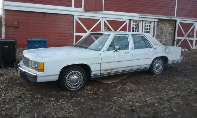 1988 Ford Crown Victoria