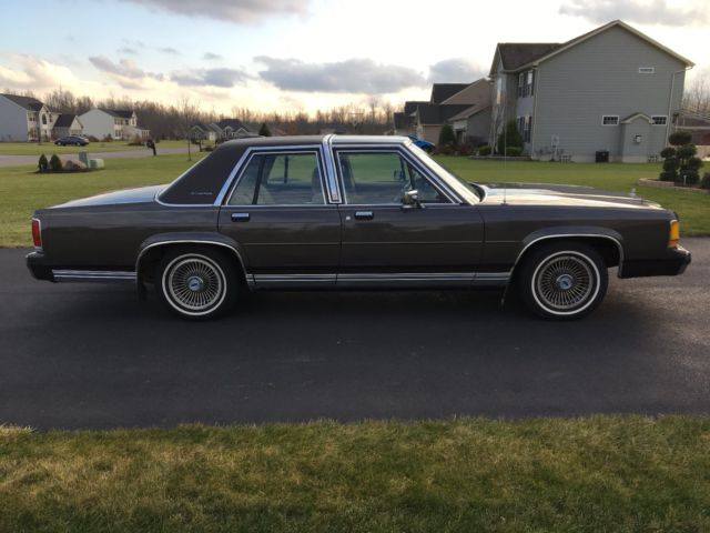 1988 Ford LTD Crown Victoria LX for sale