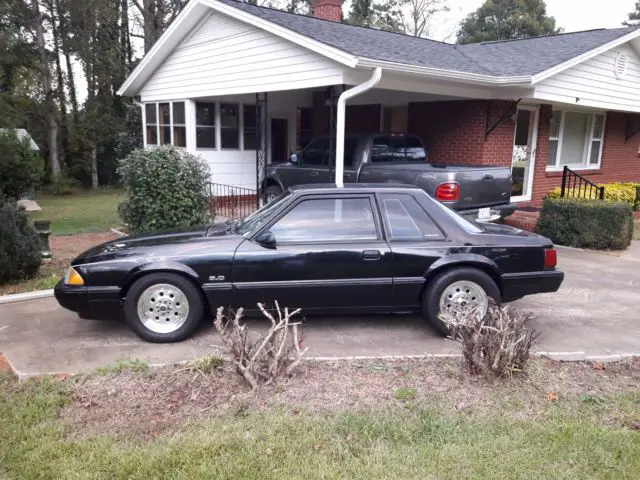 1988 Ford Mustang