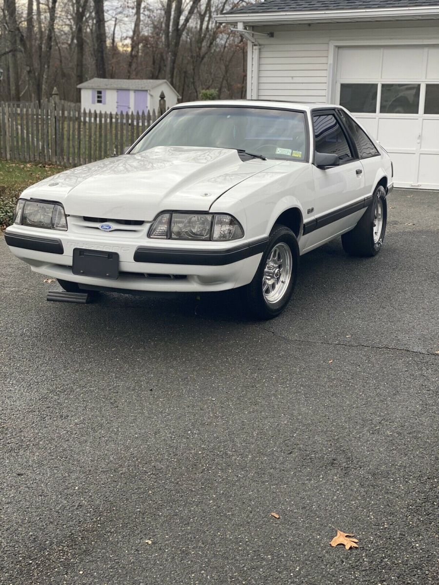 1988 Ford Mustang LX